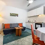 Casa Blu Near The 別荘 ネウム
